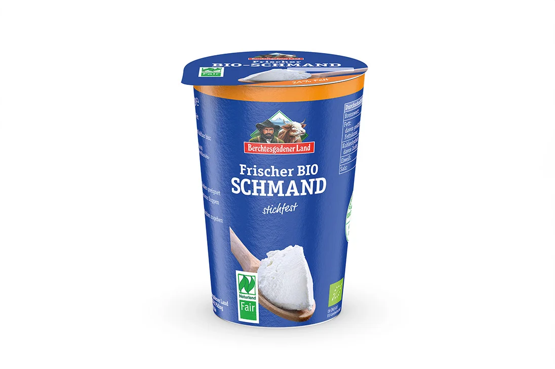 Molkerei Berchtesgadener Land bringt neu frischen Bio-Schmand ins Kühlregal.