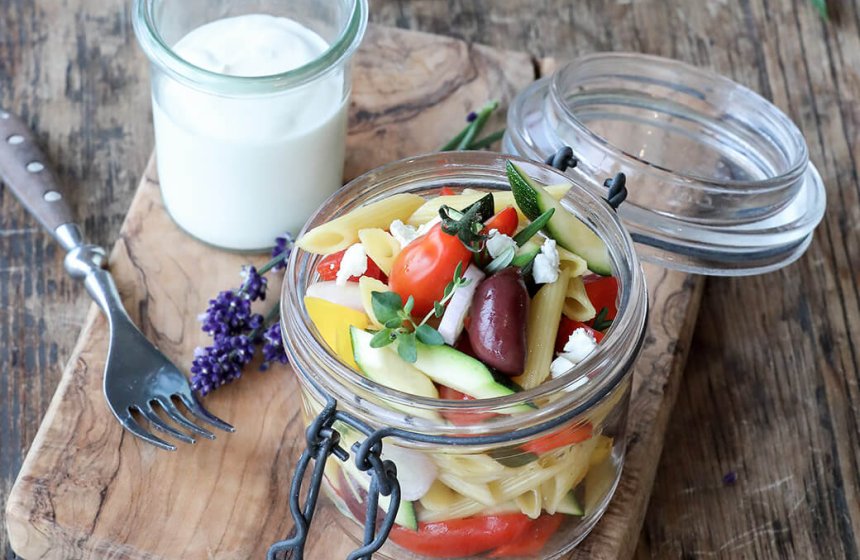 nudelsalat-griechischer-art