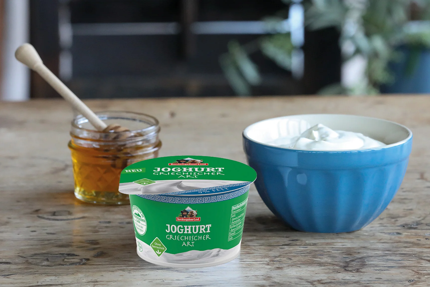 Molkerei Berchtesgadener Land führt Naturjoghurt griechischer Art im nachhaltigen 200g Zweikomponentenbecher ein