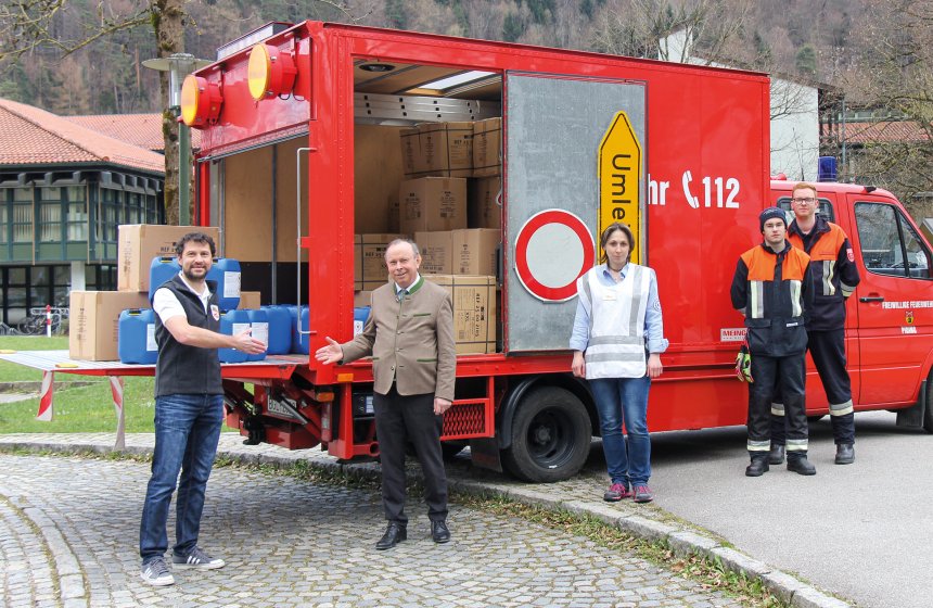 Schutzkleidung_uebergabe_RGB