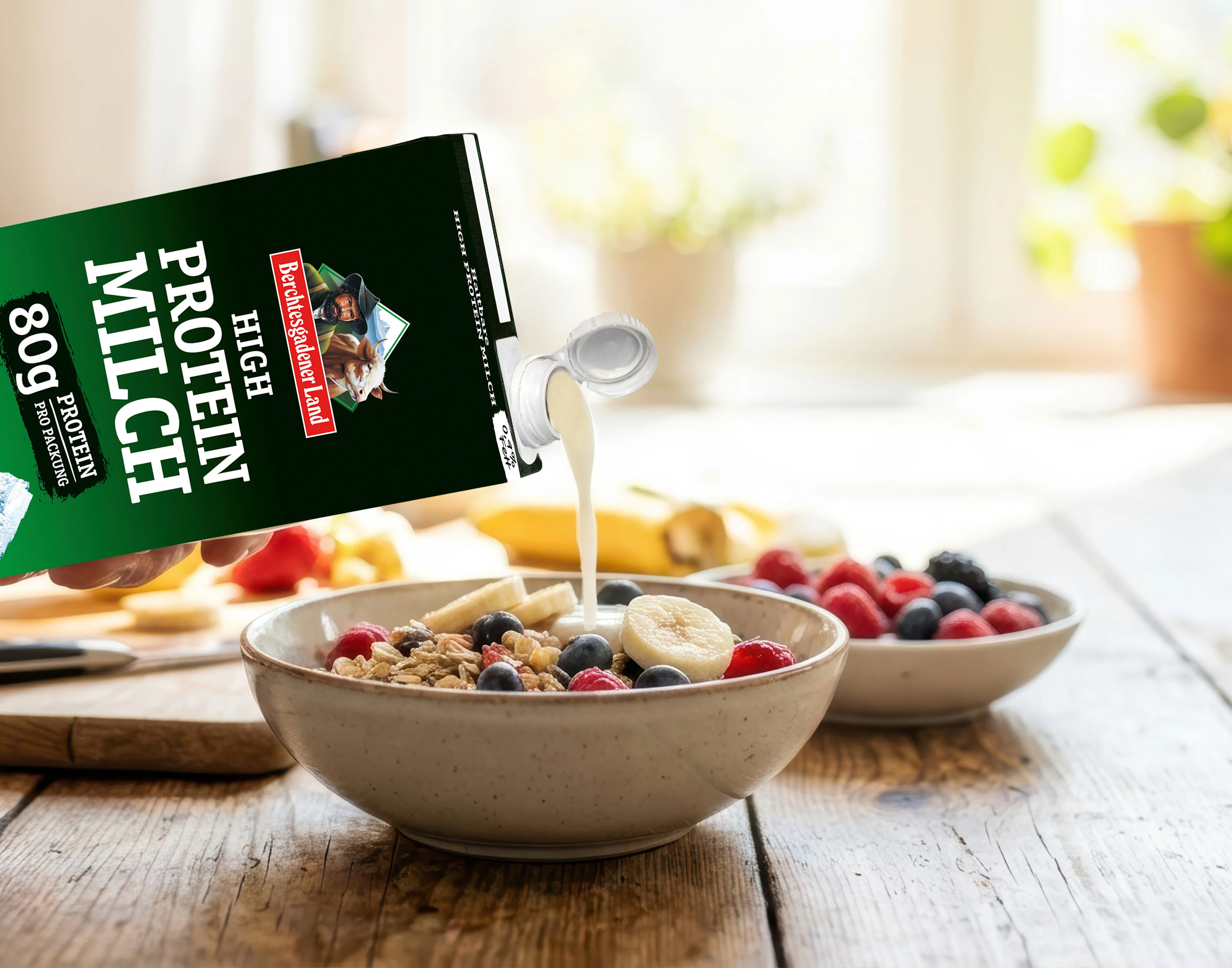 Berchtesgadener Land bringt haltbare High-Protein-Milch in den Lebensmittelhandel 