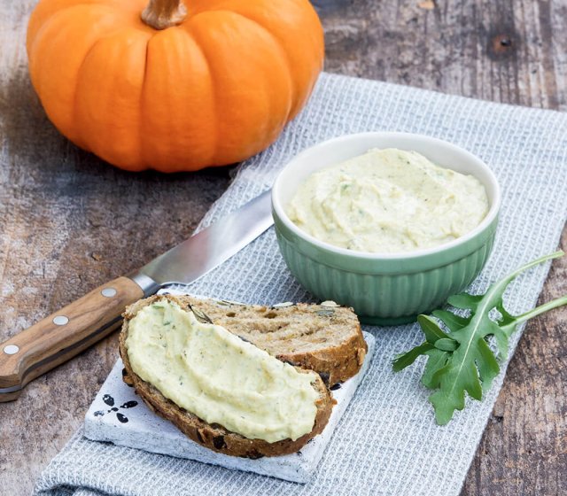 aufstrich-muskat-kuerbis-topfen