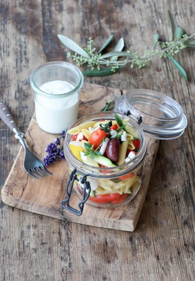 nudelsalat-griechischer-art