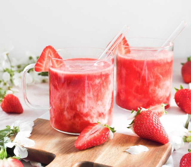 erdbeer-kefir-mocktail-online