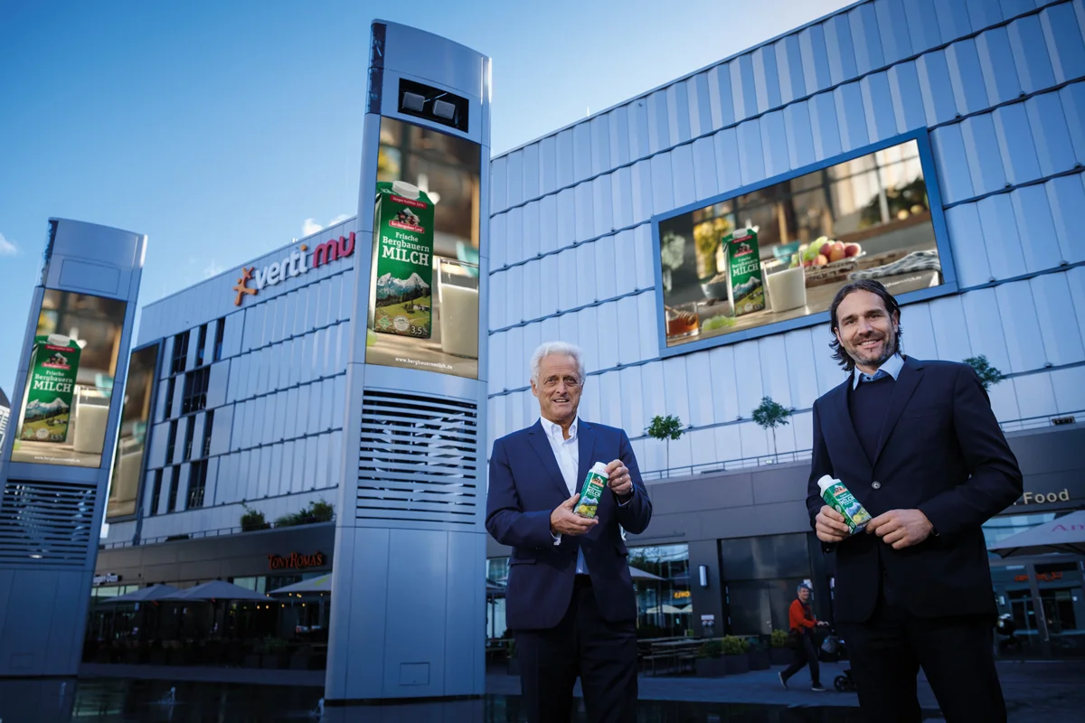 MdB Dr. Peter Ramsauer trifft alte Bekannte beim Einkaufen