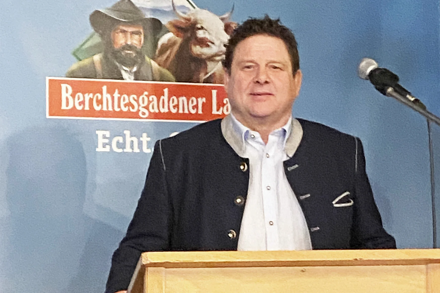 Molkerei Berchtesgadener Land informiert Bäuerinnen auf den traditionellen Frühjahrs-Kranzln