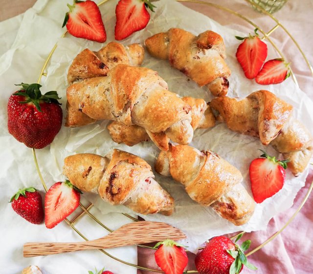 erdbeer-milchhoernche_online